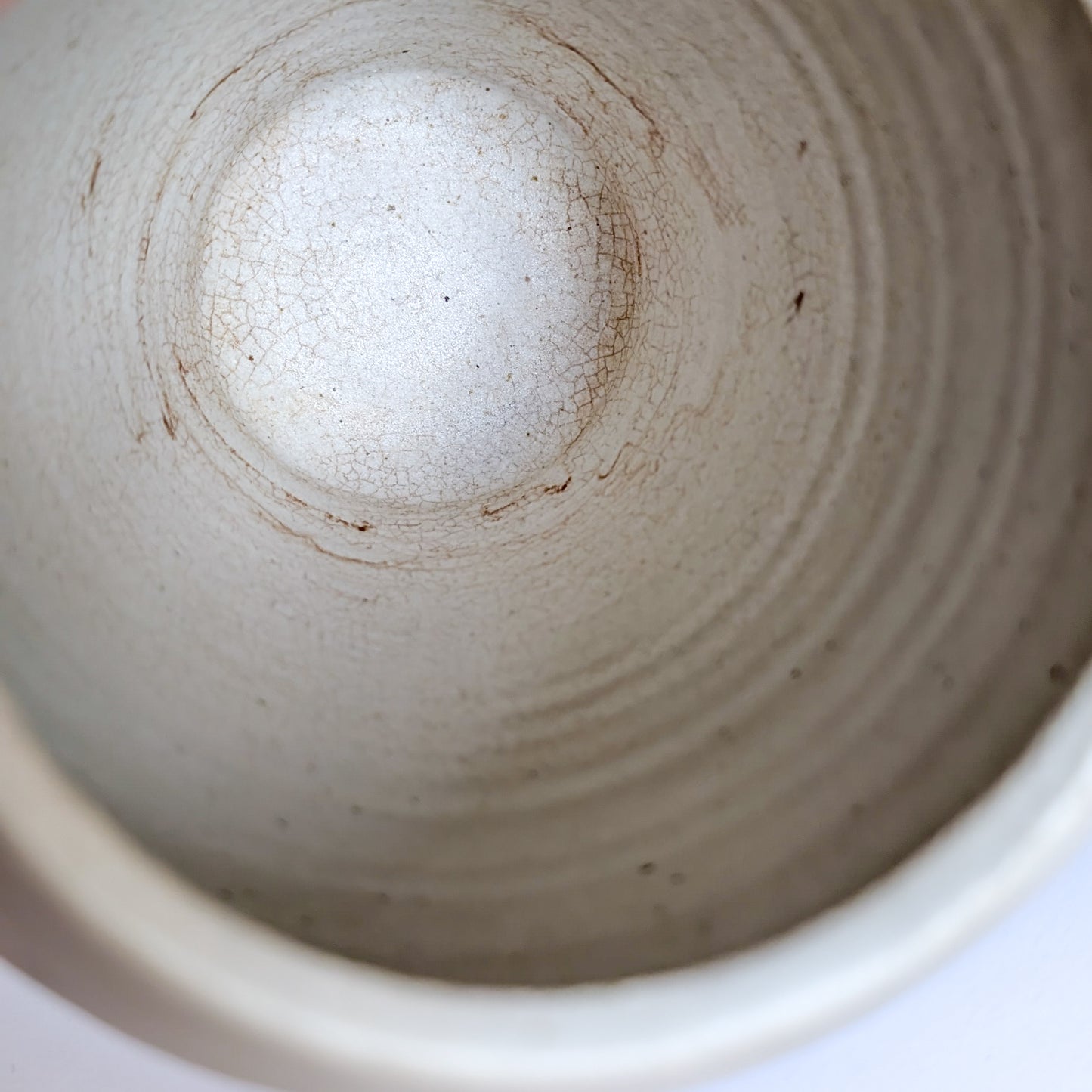 Urn Vessel (slight discolouration inside vessel)