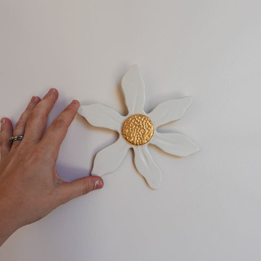 Daisy- Wall Hanging